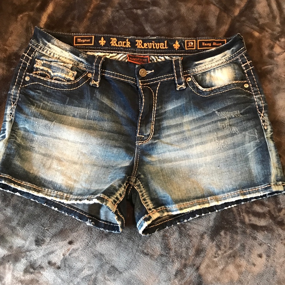 ROCK RIVIAL EASY SHORT 32 WAIST